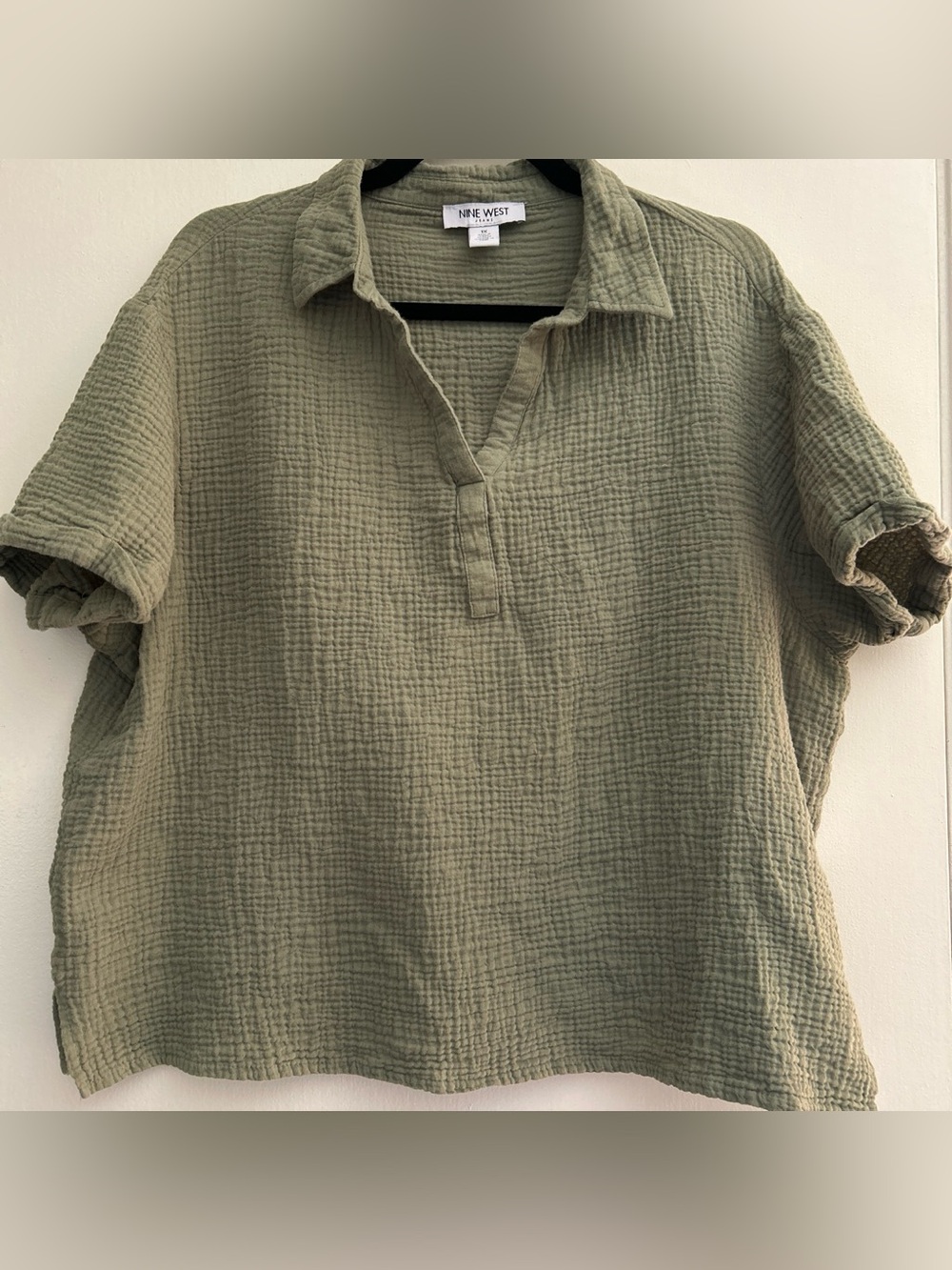 Nine West Olive Sage Pullover Collared Shirt